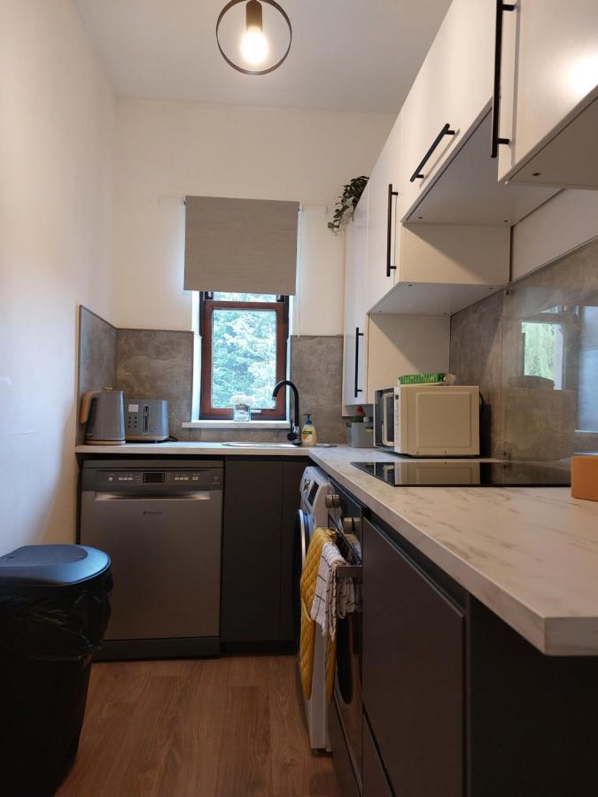 Modern & Bright, G/F, 1Br Apt. Real Hidden Gem Apartment Hamilton Exterior foto