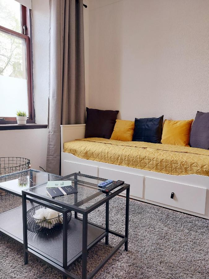 Modern & Bright, G/F, 1Br Apt. Real Hidden Gem Apartment Hamilton Exterior foto